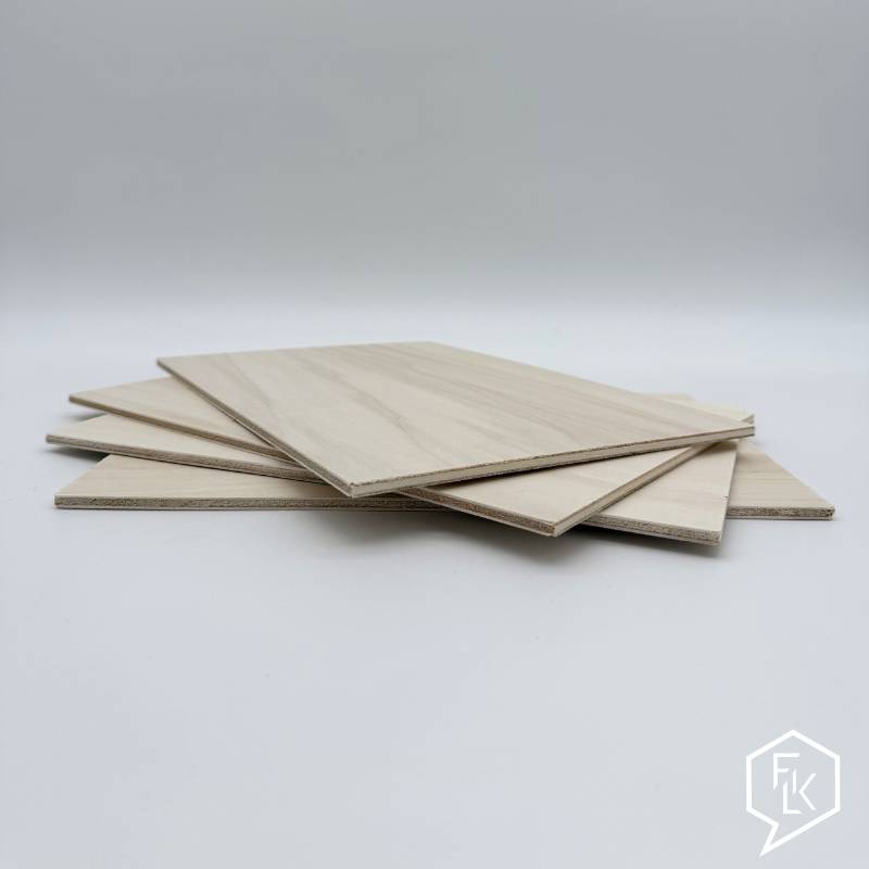 Panneau contreplaqué