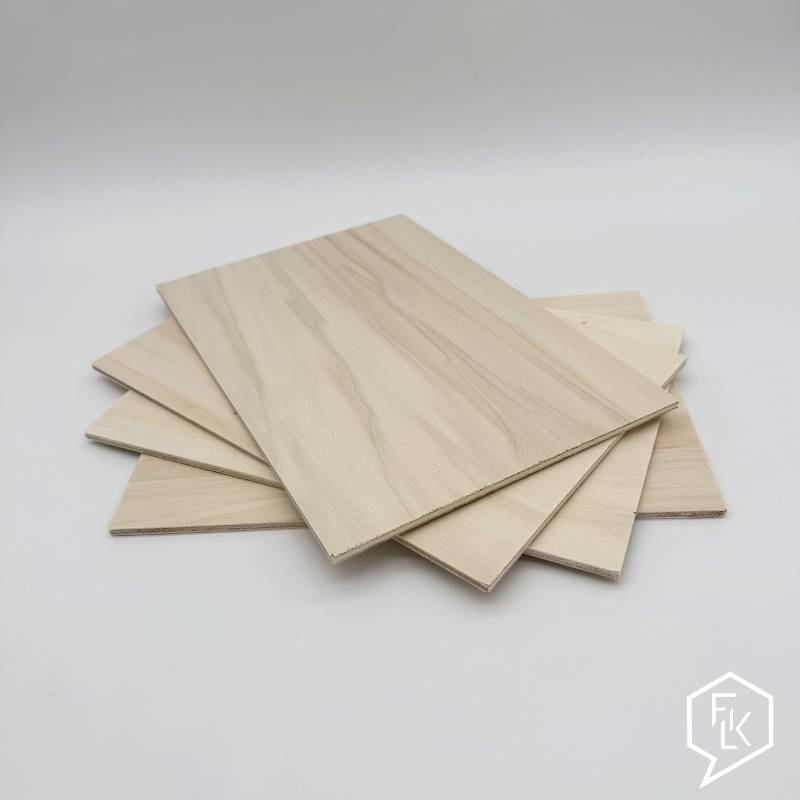 Panneau contreplaqué