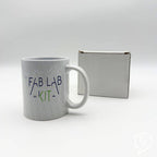 Mug blanc en céramique avec boîte Fablab en Kit